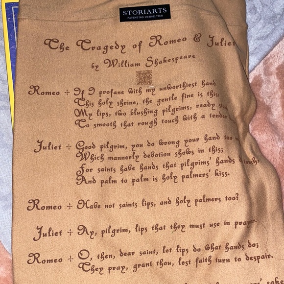 Storiarts Romeo & Juliet infinity scarf - Picture 6 of 6